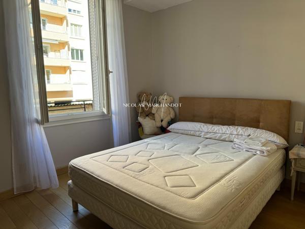 Immeuble Art Déco- charmant 2 pièces