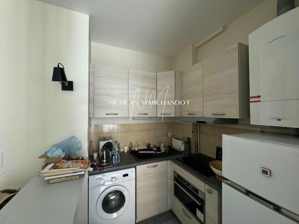 Immeuble Art Déco- charmant 2 pièces