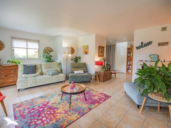 Maison à vendre |  Lescar |  7 pièces | 187 m²