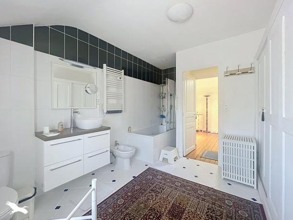 Maison à vendre 419 000 € Saint-Ouen-l'Aumône 6 p 113,9 m² DPE D