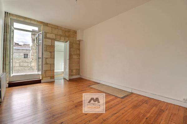 BORDEAUX CENTRE CHARTRONS – à vendre ensemble immobilier de 1 800 m2 - Parcelle de 1 500 m2