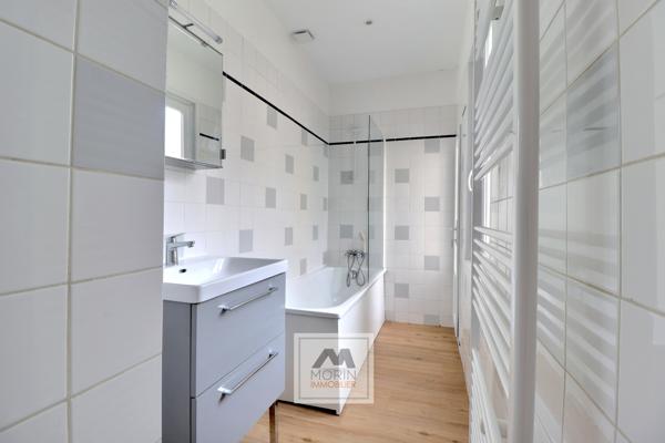 BORDEAUX CENTRE CHARTRONS – à vendre ensemble immobilier de 1 800 m2 - Parcelle de 1 500 m2