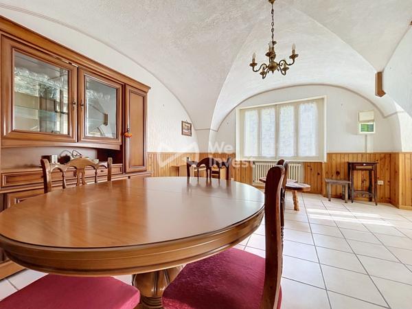 Maison de ville de type 4 de 100 m2.