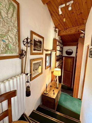 Bourg-Saint-Maurice (73700) Maison architecte de plain-pied de 135m2 habitable-terrain de 1317m2 dans un quartier résidentiel