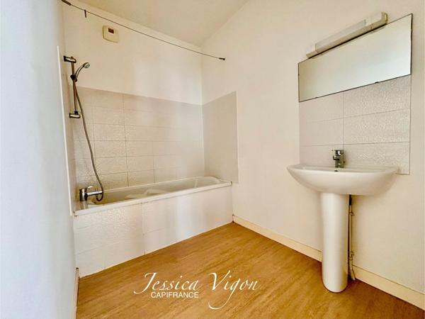 APPARTEMENT T3 – 64,02 m² CARREZ – GRAND BALCON PLEIN SUD – RÉSIDENCE RÉCENTE & SÉCURISÉE – PARKING PRIVÉ EN GARAGE FERMÉ