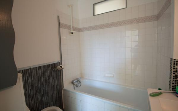 Maison à louer    5 pièces • 142,56 m2 Lons