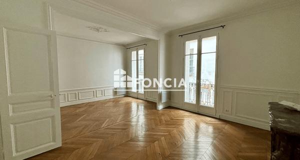 Location Appartement 2 pièces 51.2 m² - Paris 75006