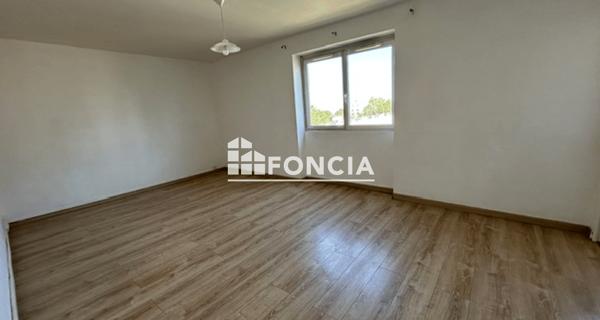 Location Appartement 4 pièces 69.02 m² - Créteil 94000