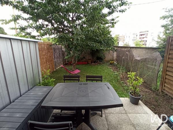 Location studio 27 m² Valenton