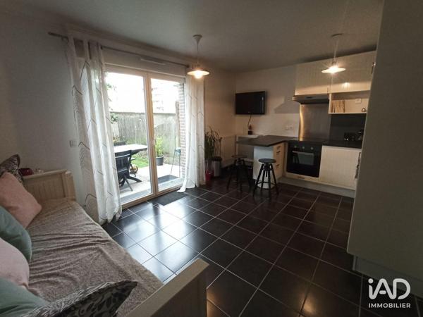 Location studio 27 m² Valenton