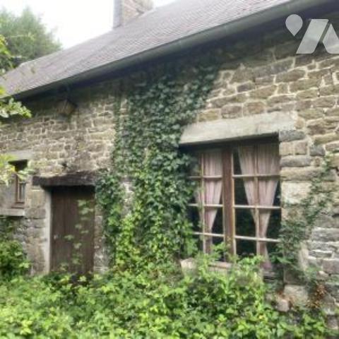 ENSEMBLE IMMOBILIER comprenant DEUX MAISONS à rénover 