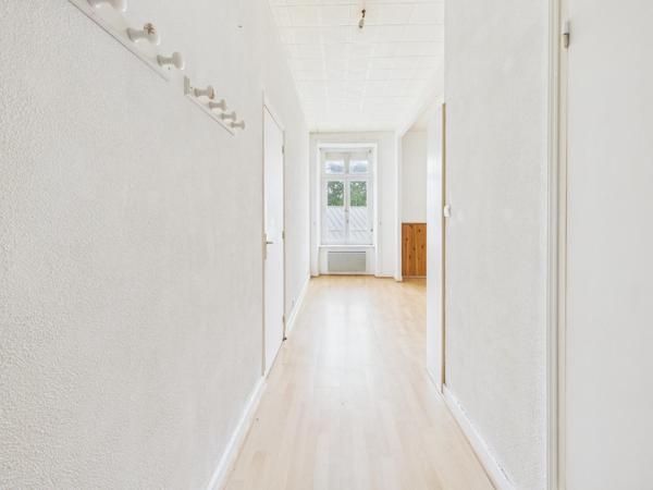 Appartement vue mer, à 100 m de la plage et la mer