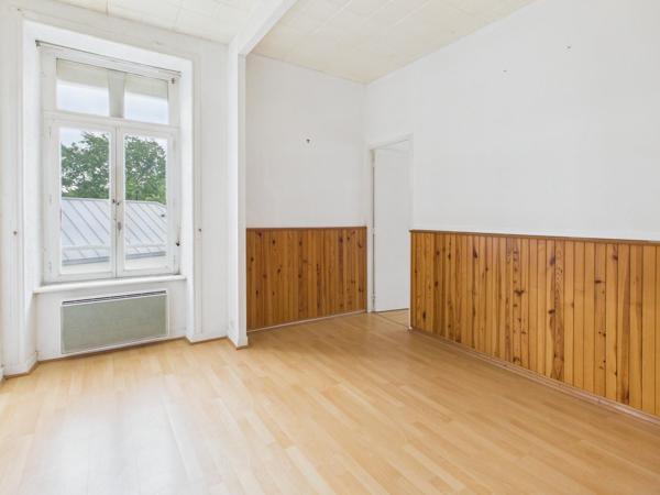Appartement vue mer, à 100 m de la plage et la mer