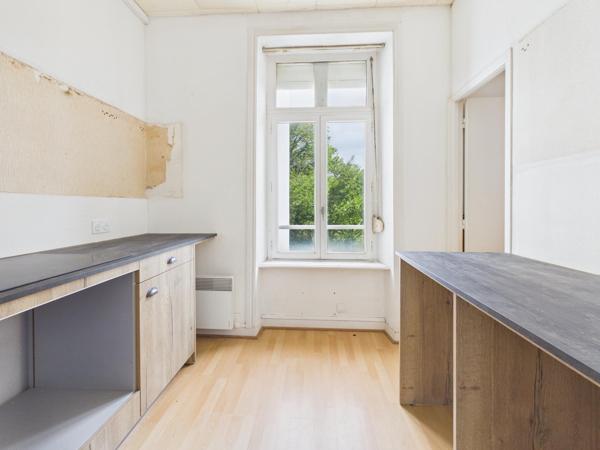Appartement vue mer, à 100 m de la plage et la mer