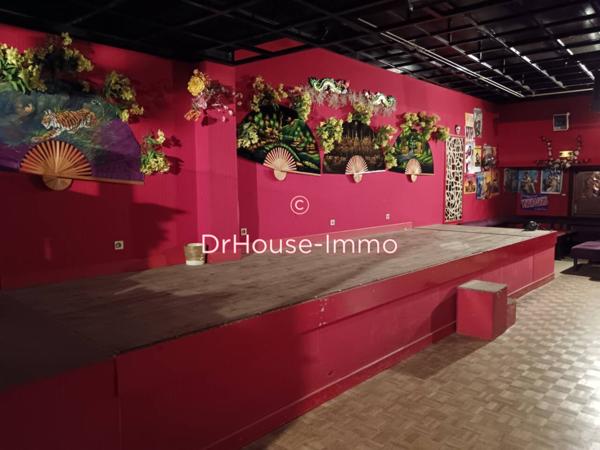 Maison à vendre 7 pièces de 700 m²