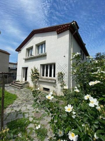 Maison à vendre    5 pièces •  Mazamet