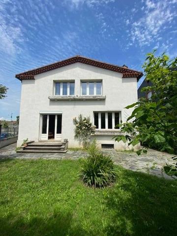 Maison à vendre    5 pièces •  Mazamet