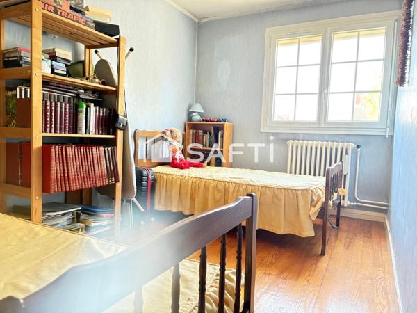 Maison jumelée accés terrasse et jardin de plain pied