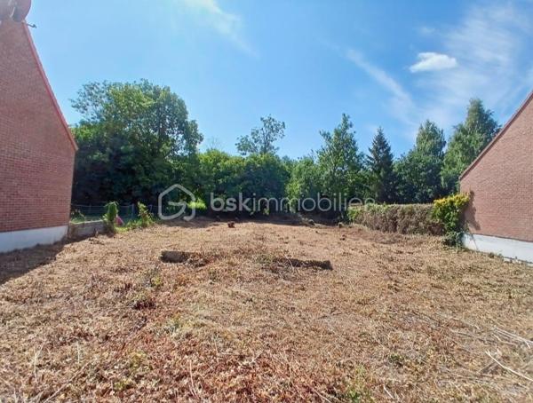 Terrain industriel de 731 m²