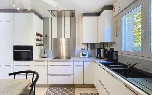 Maison à vendre    6 pièces •  Bergerac