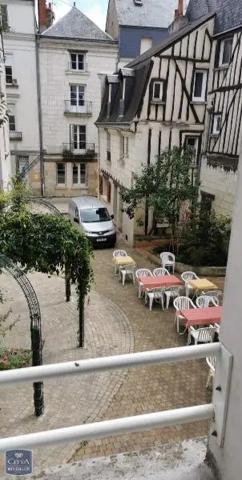 Appartement à louer 2 pièces 49.9m² Tours (37000)