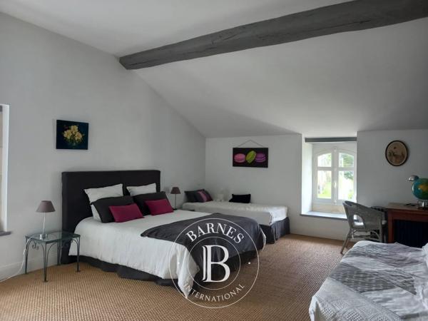 Poitiers, Manoir 6 Chambres -  328 m² à vendre