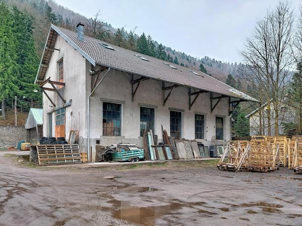 ENTREPOT INDUSTRIEL DE 480 M² A REHABILITER