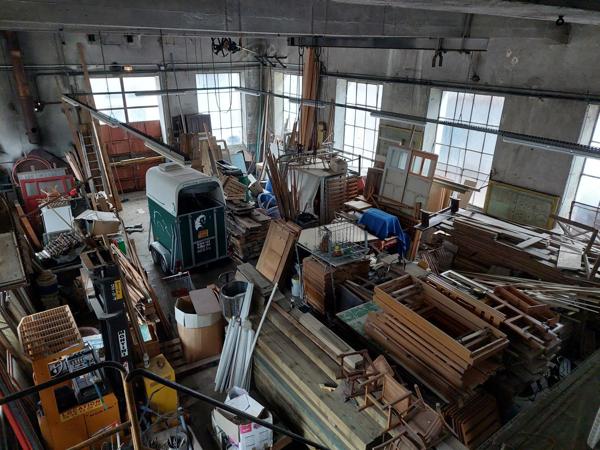 ENTREPOT INDUSTRIEL DE 480 M² A REHABILITER
