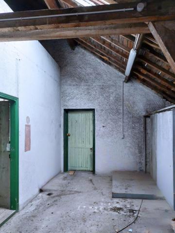 ENTREPOT INDUSTRIEL DE 480 M² A REHABILITER