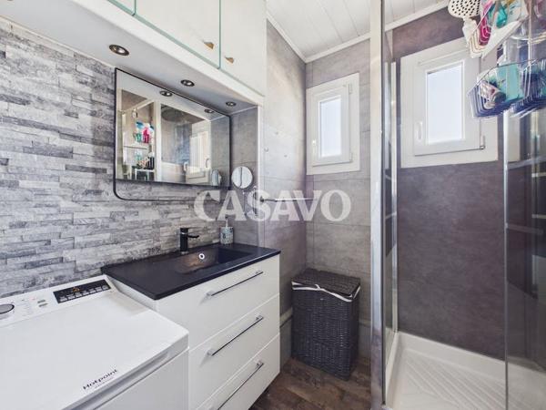 Vente Appartement 4 pièces de 74m² - 69800 Saint-Priest