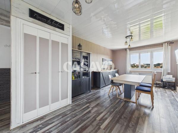 Vente Appartement 4 pièces de 74m² - 69800 Saint-Priest