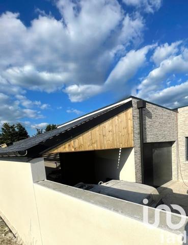 Maison 7 pièces de 151 m² à Corquilleroy (45120)