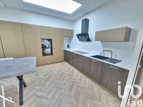 Maison 7 pièces de 151 m² à Corquilleroy (45120)