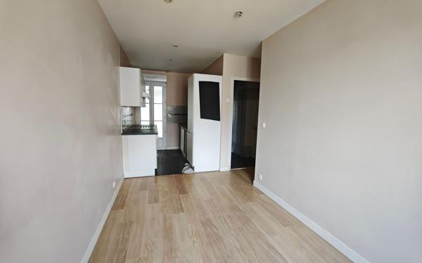 Appartement à louer    2 pièces •  Aubergenville