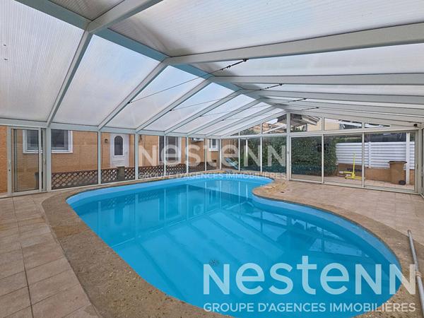 Maison Saint Martin De Crau plain pied avec piscine couverte