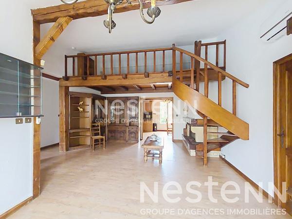 Maison Saint Martin De Crau plain pied avec piscine couverte