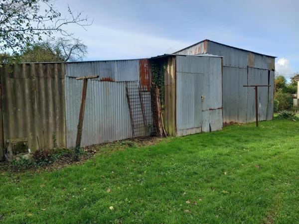 Maison à vendre à Domfront-en-Poiraie dans l'Orne (61700), ref : 61049-1043