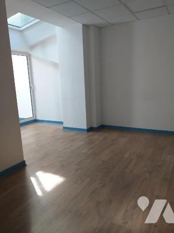 LIBRE! PARC POMPIDOU 270m² DE BUREAUX 1er et 2ème étage avec stationnement
