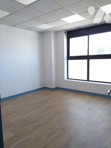 LIBRE! PARC POMPIDOU 270m² DE BUREAUX 1er et 2ème étage avec stationnement