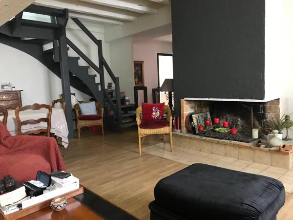 Jolie maison de ville