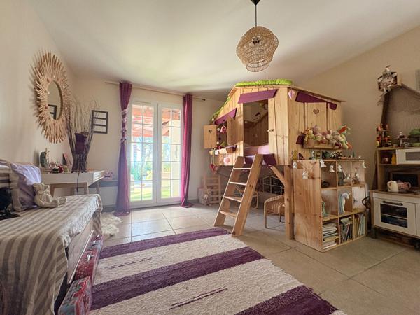 Maison Aragon 5 pièce(s)