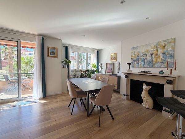 HYERES - Appartement T4 de 120 m² - Terrasse - Garage