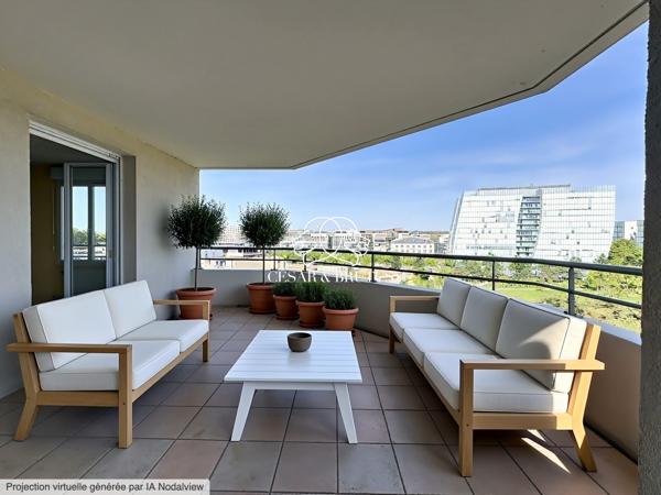 T3 + balcon sans vis à vis + cave + box