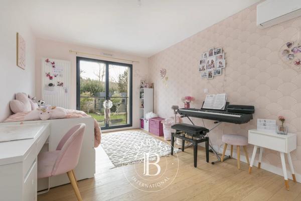 Orgeval, Maison 4 Chambres -  218 m² à vendre
