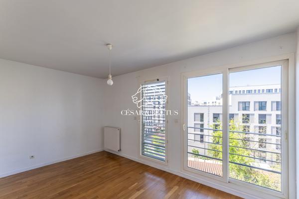 Appartement familial en dernier étage avec terrasse