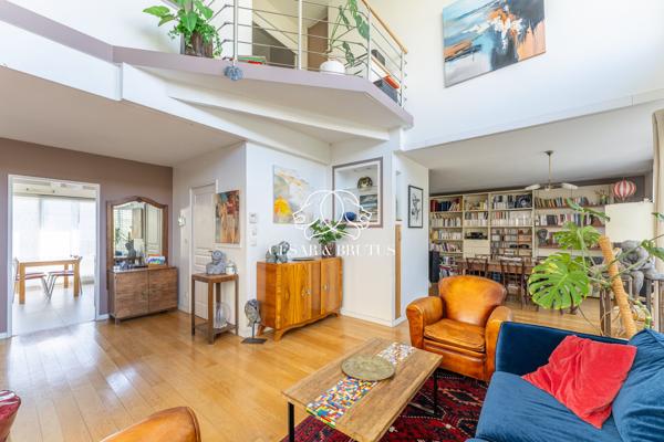 Appartement familial en dernier étage avec terrasse