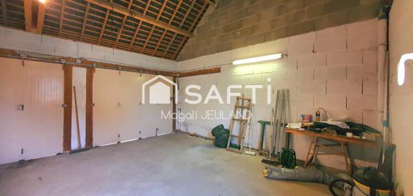 MAISON CONTEMPORAINE de PLAIN PIED de 124 M2 , TERRAIN 1360 M2, TRÈS BON ETAT