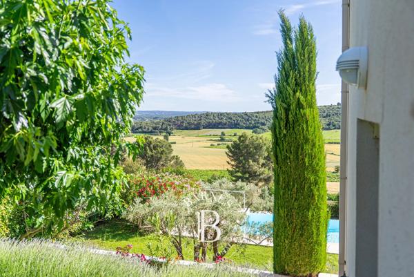 Éguilles, Maison 3 Chambres -  197 m² à vendre