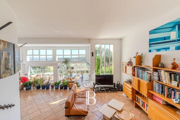 Éguilles, Maison 3 Chambres -  197 m² à vendre