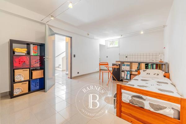 Éguilles, Maison 3 Chambres -  197 m² à vendre
